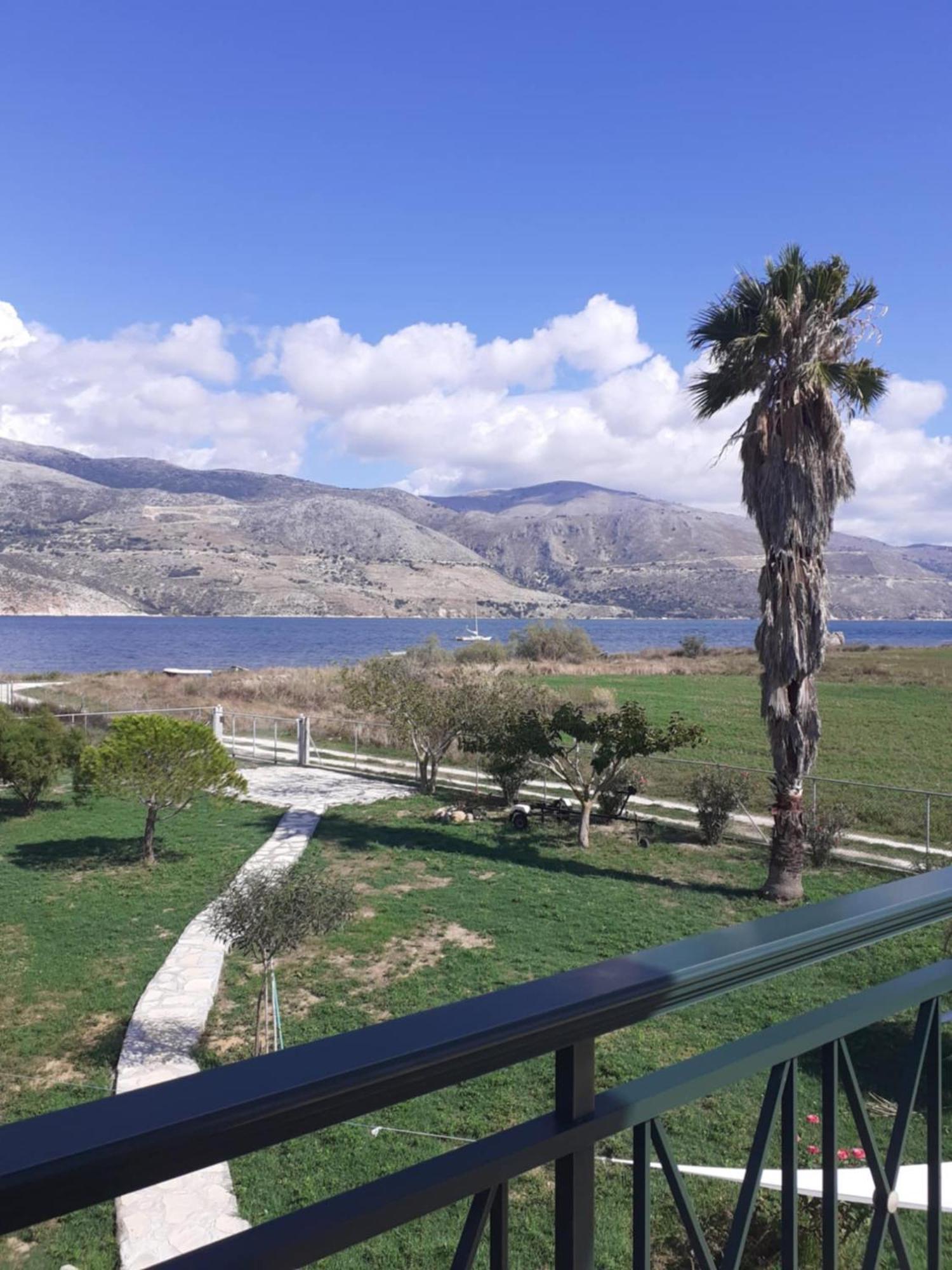 Villa Virginia Lixouri Buitenkant foto